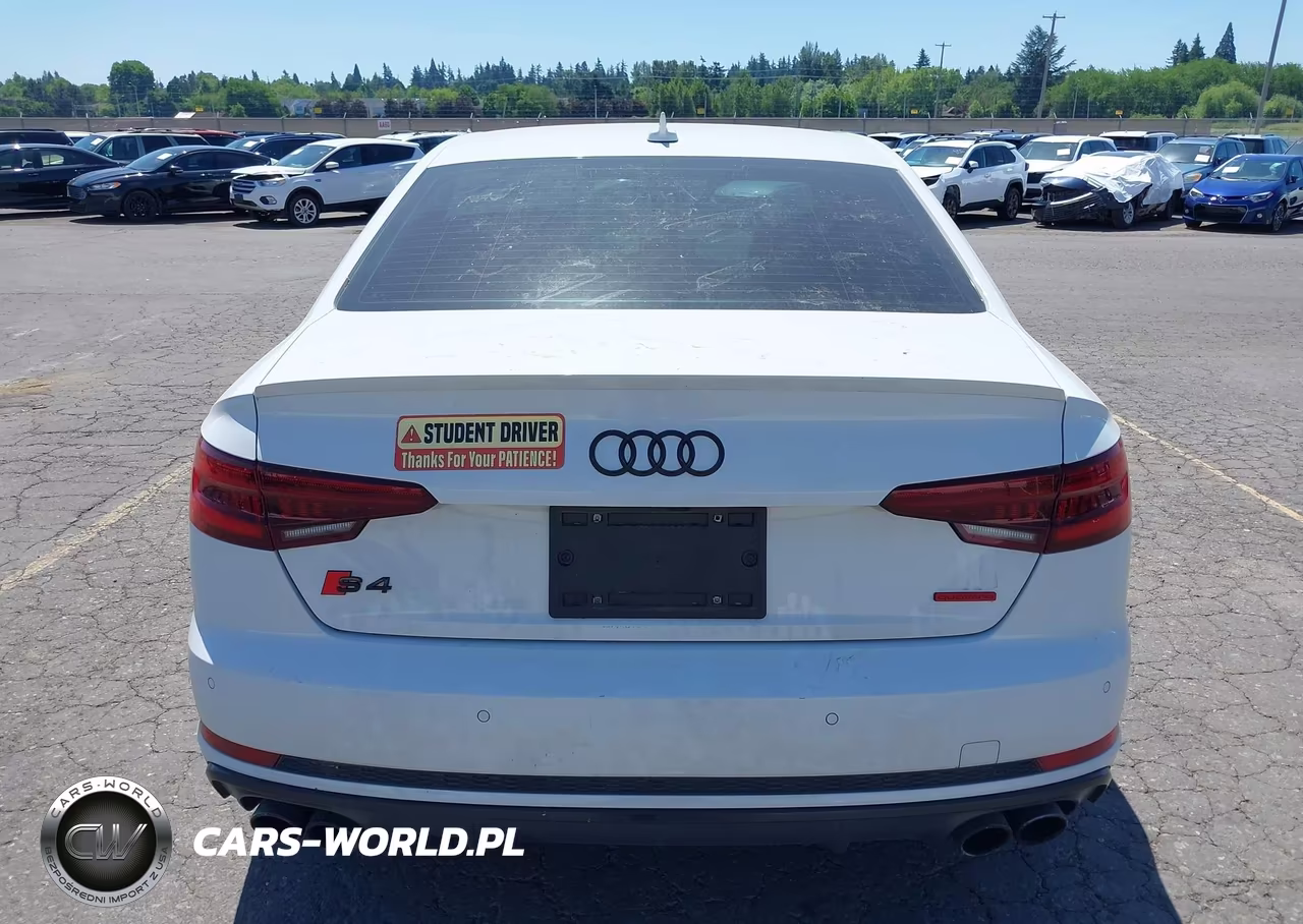 2018 Audi S4 3.0T Premium Plus VIN:WAUB4AF4XJA061698 - 17