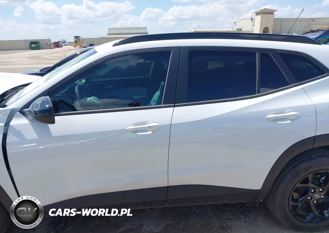 2026 Chevrolet Trax Fwd Lt VIN:KL77LHEP2TC126435 - 14