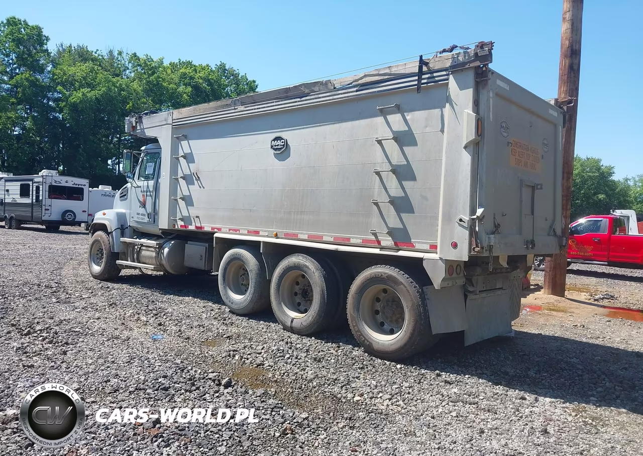 2014 Western Star-Auto Car Conventional 4700Sf VIN:5KKHAVDVXEPFS8681 - 3