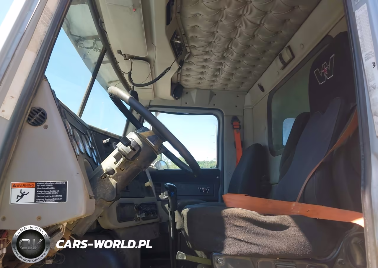 2014 Western Star-Auto Car Conventional 4700Sf VIN:5KKHAVDVXEPFS8681 - 7