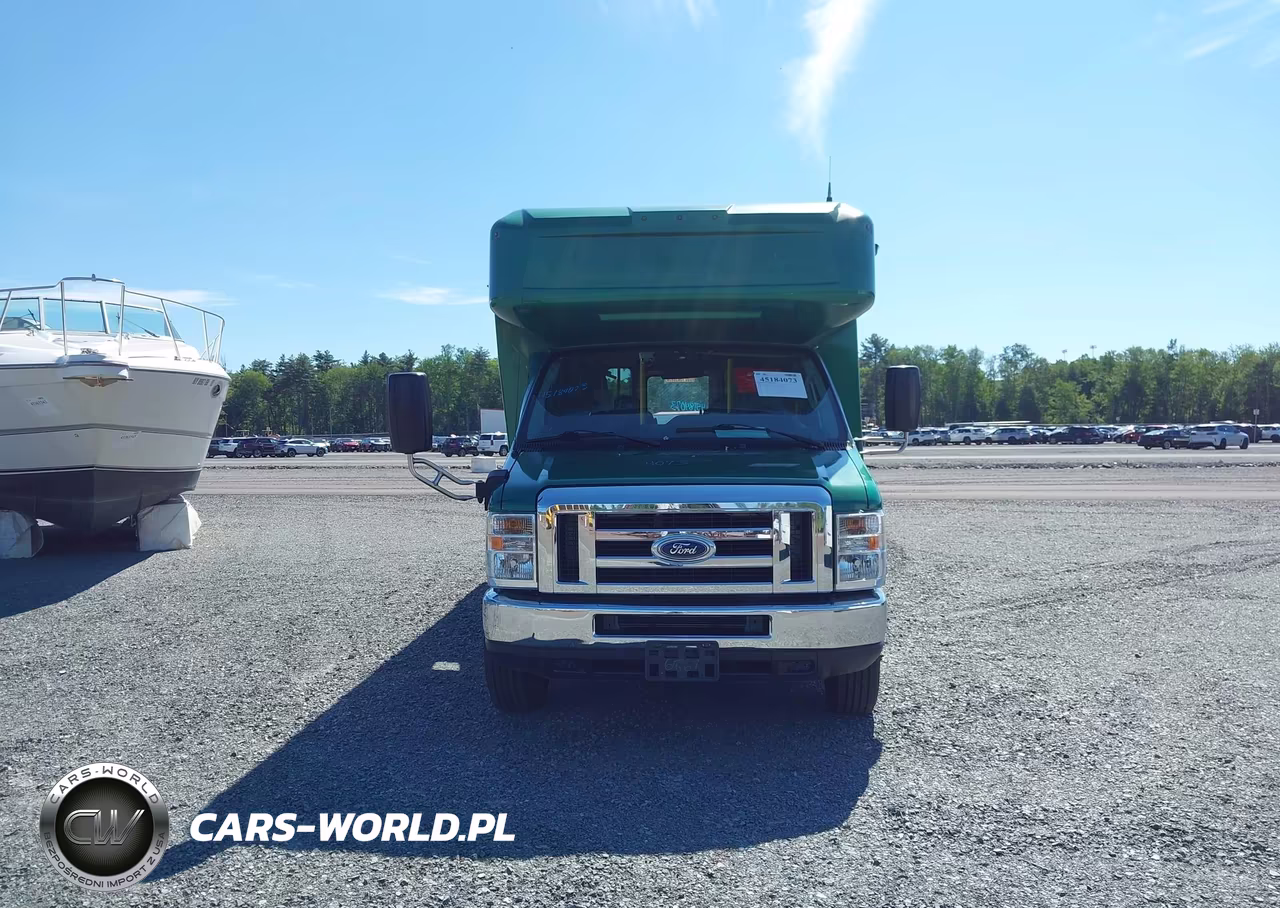 2016 Ford E-450 Cutaway VIN:1FDFE4FSXGDC10762 - 12