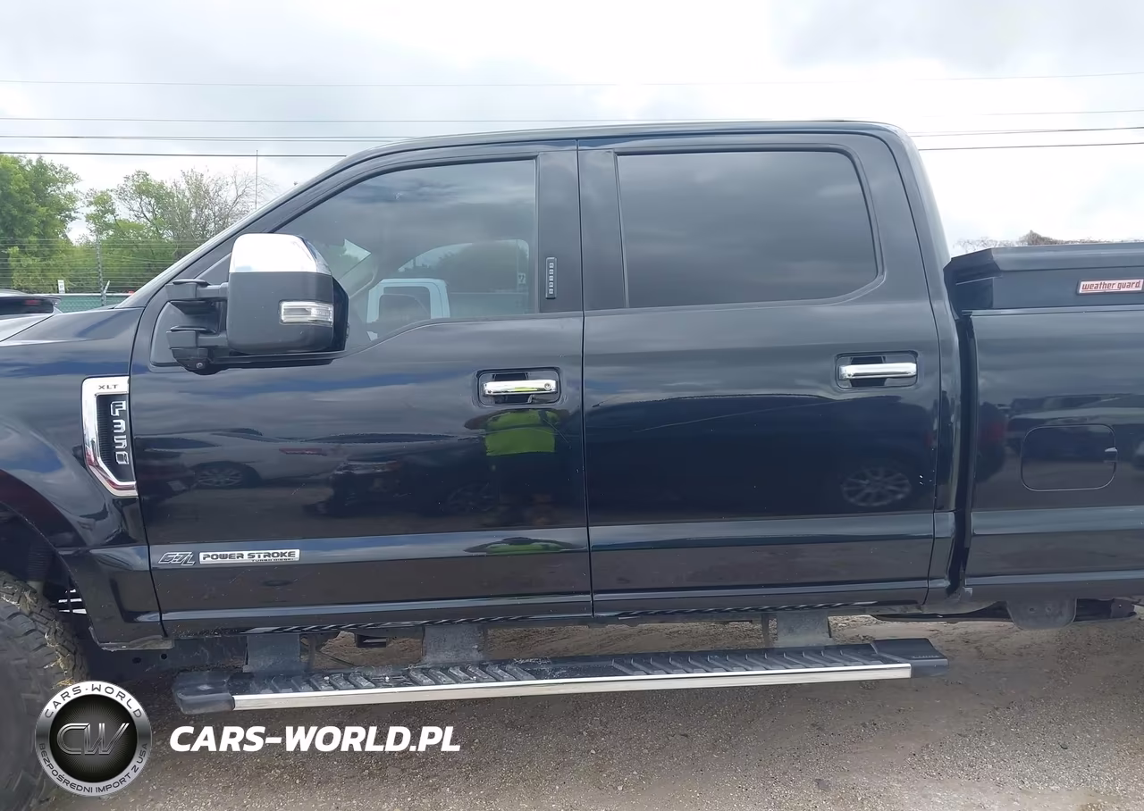 2018 Ford F-350 Xlt VIN:1FT8W3BT3JEB49436 - 15