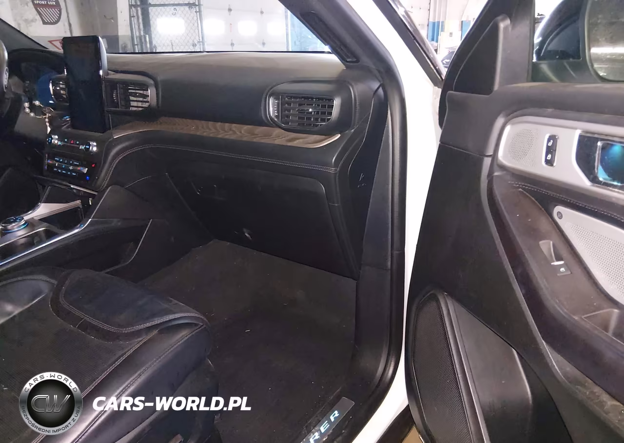 2020 Ford Explorer Platinum VIN:1FM5K8HC8LGA07136 - 5