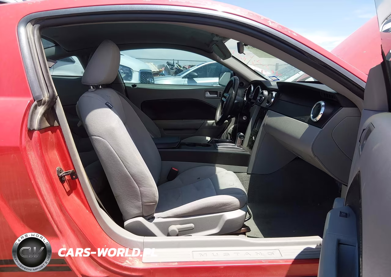 2009 Ford Mustang V6-V6 Premium VIN:1ZVHT80N195110881 - 5