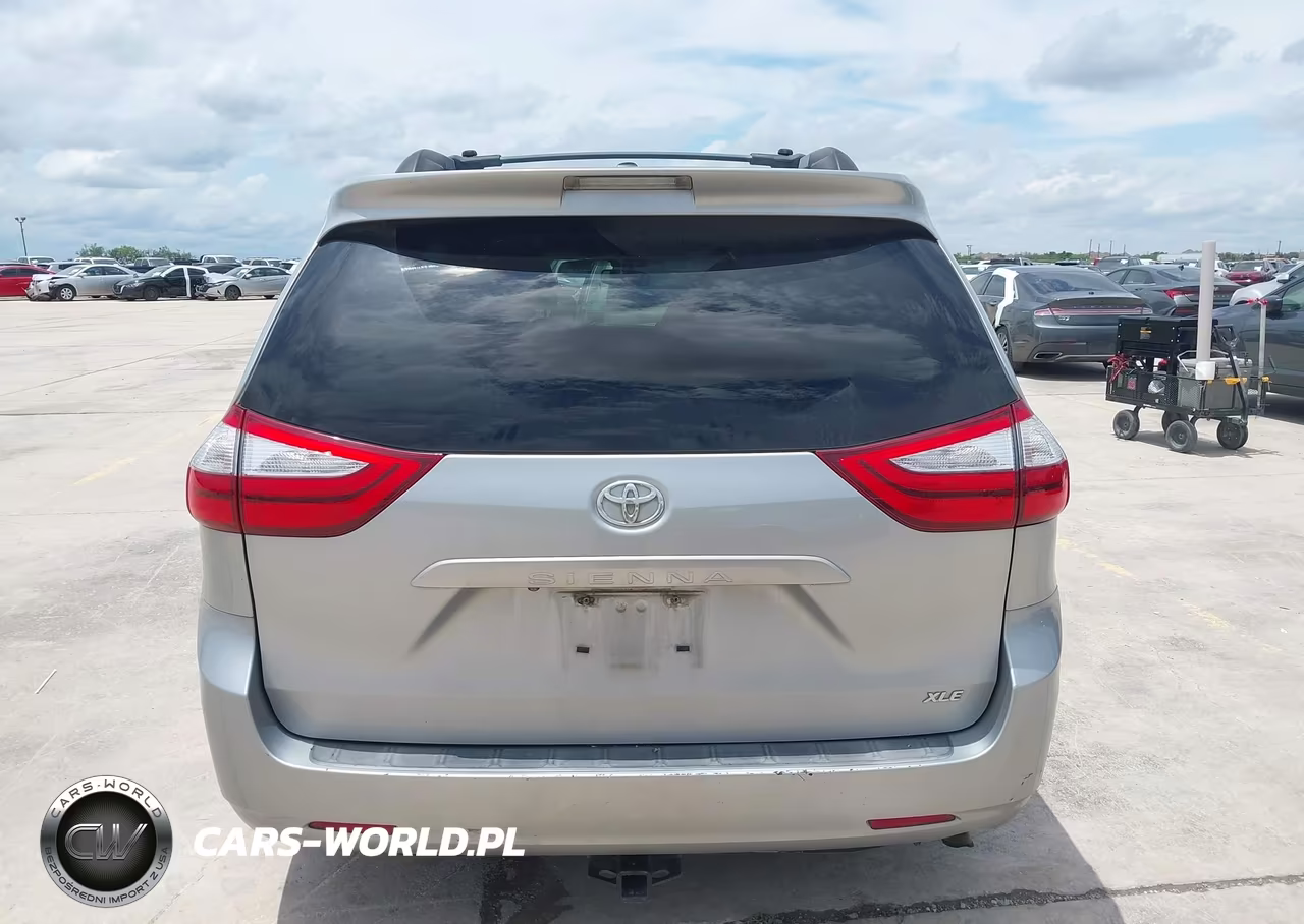 2015 Toyota Sienna Xle 8 Passenger VIN:5TDYK3DC5FS573002 - 17