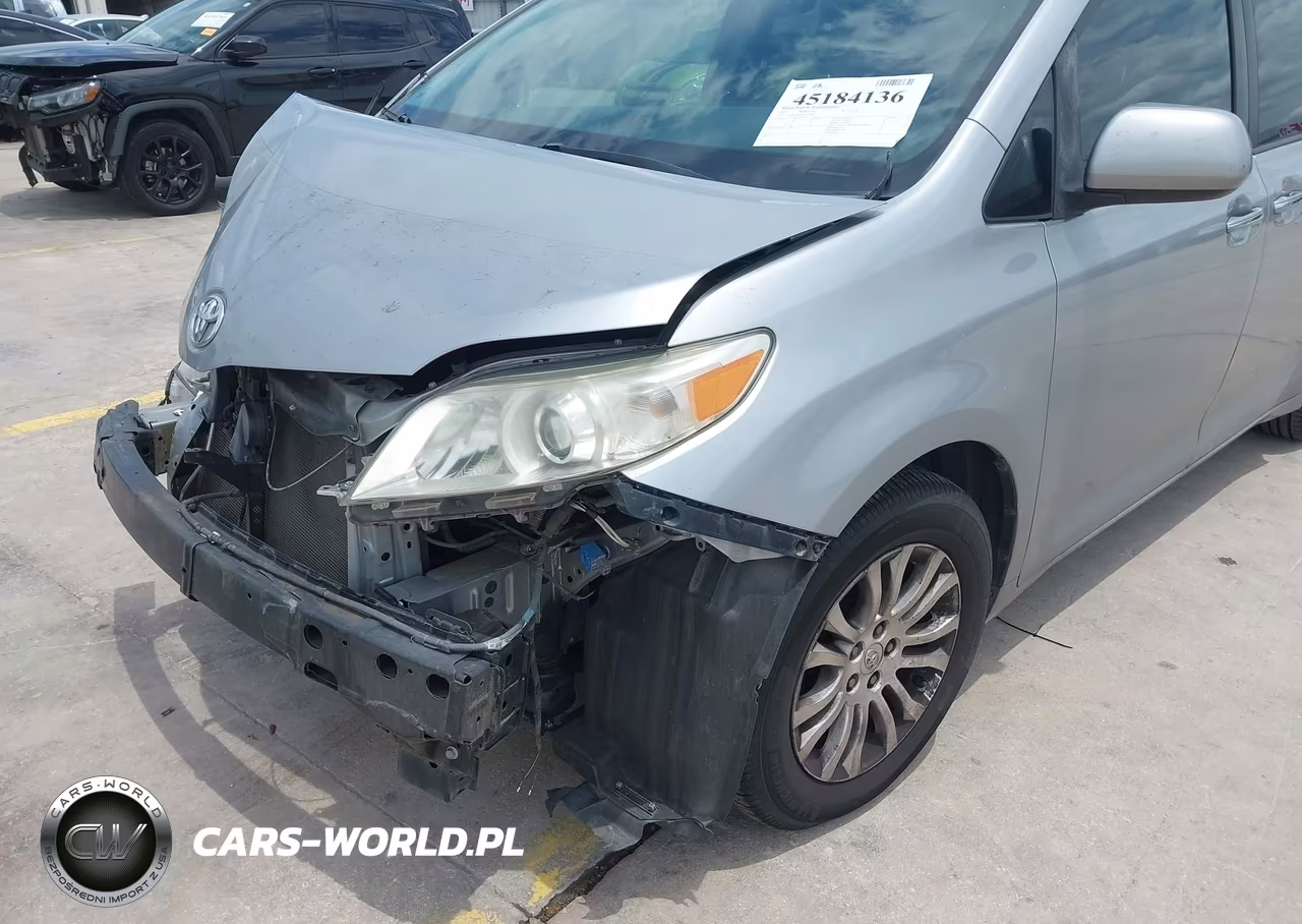 2015 Toyota Sienna Xle 8 Passenger VIN:5TDYK3DC5FS573002 - 19