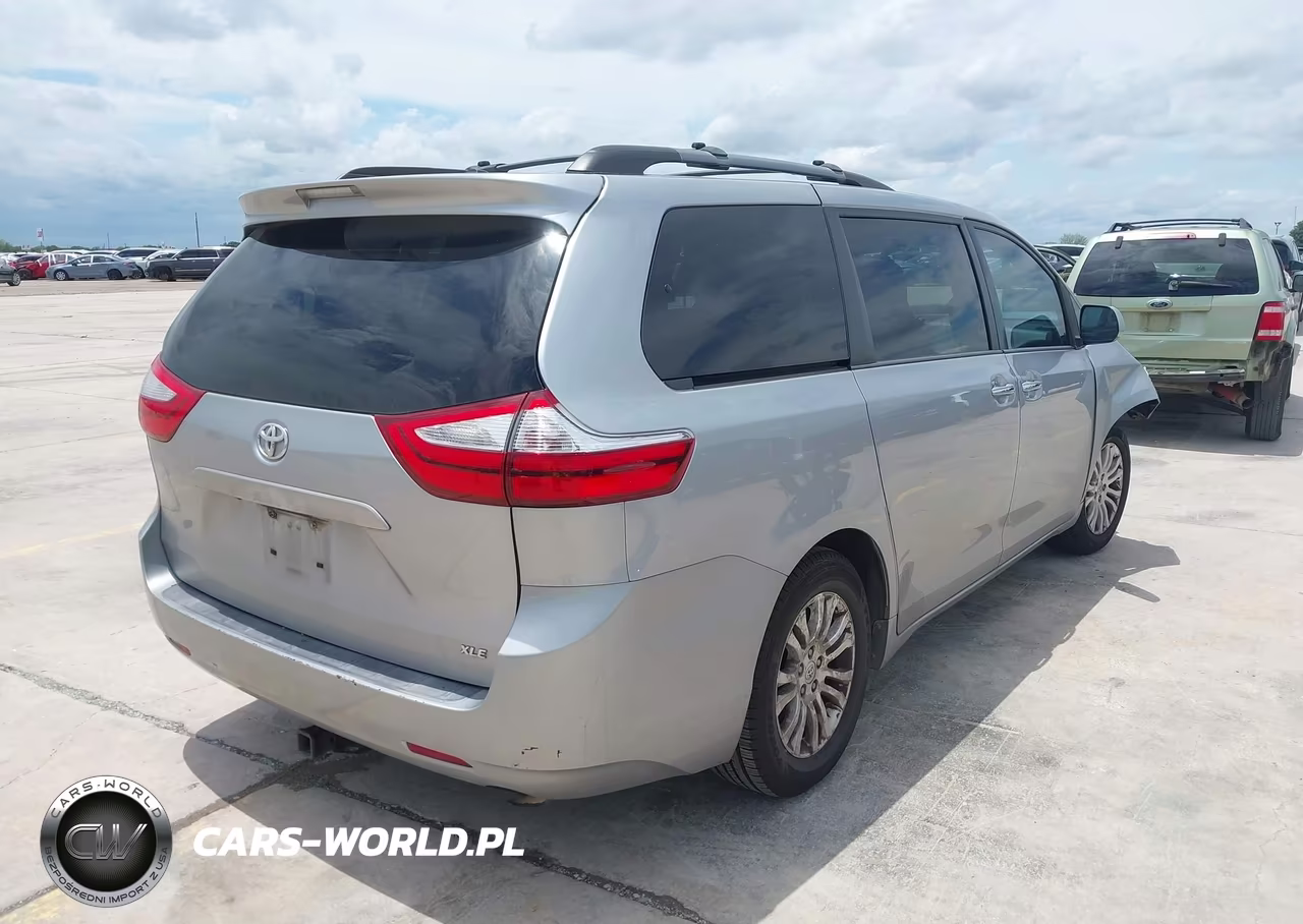 2015 Toyota Sienna Xle 8 Passenger VIN:5TDYK3DC5FS573002 - 4