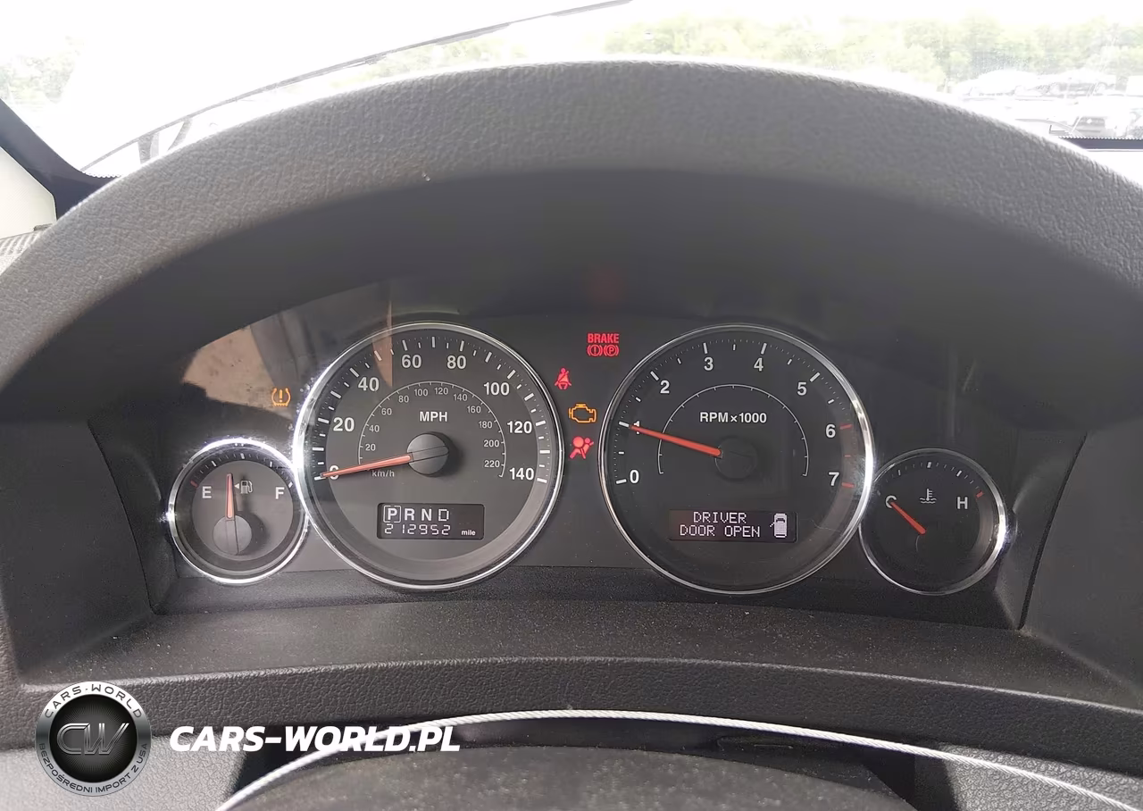 2009 Jeep Grand Cherokee Laredo VIN:1J8GS48K69C553911 - 7