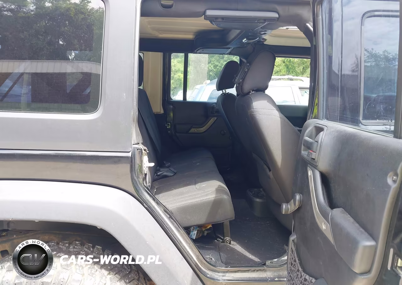 2016 Jeep Wrangler Unlimited Sport VIN:1C4BJWDG2GL133870 - 8