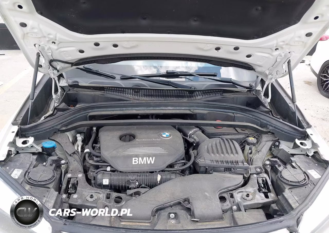 2018 BMW X1 Sdrive28I VIN:WBXHU7C32J5H42593 - 10