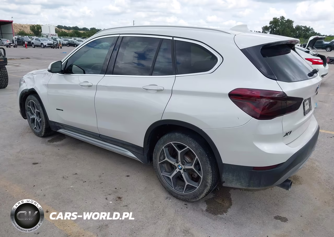 2018 BMW X1 Sdrive28I VIN:WBXHU7C32J5H42593 - 3