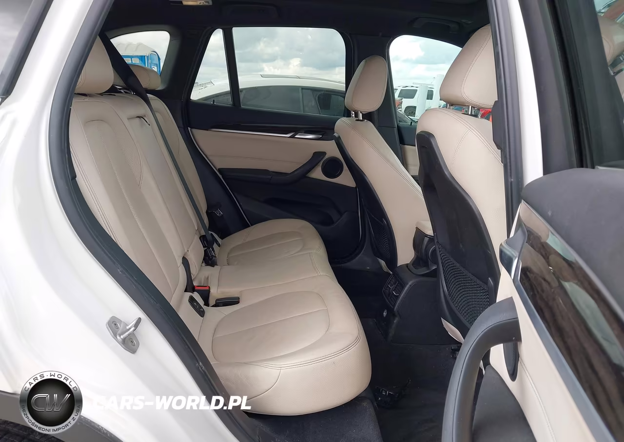 2018 BMW X1 Sdrive28I VIN:WBXHU7C32J5H42593 - 8