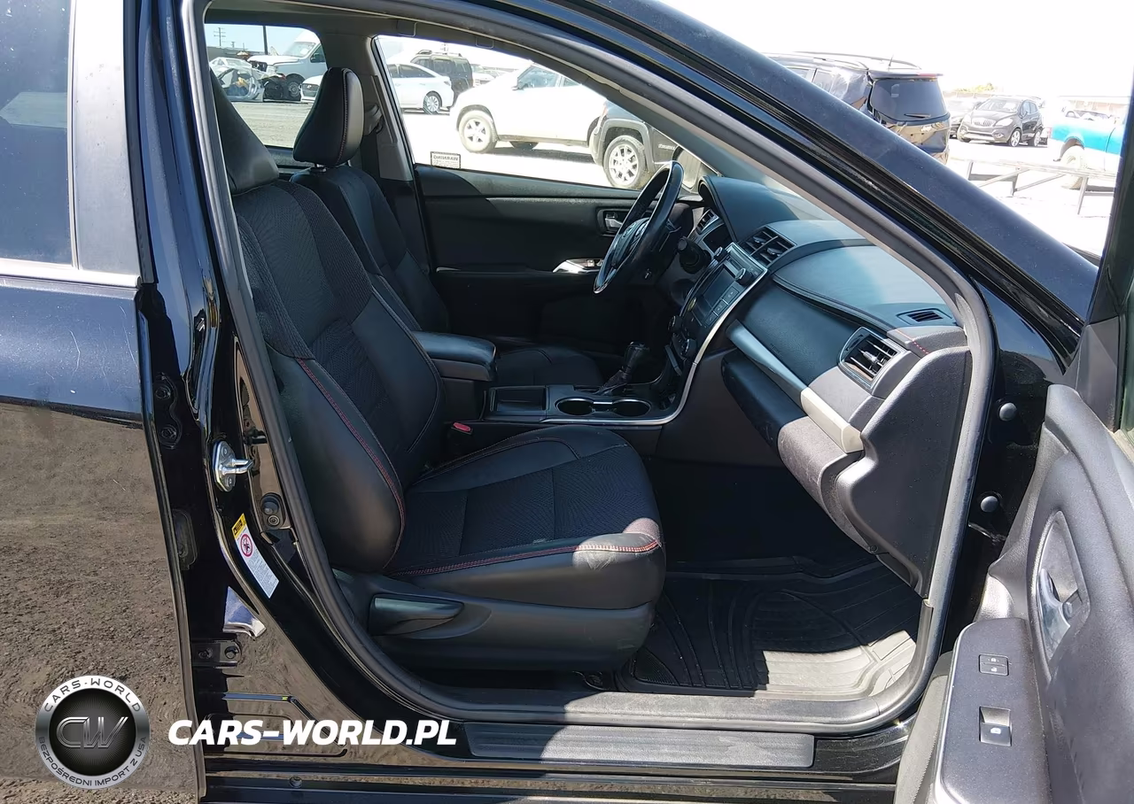 2017 Toyota Camry Se VIN:4T1BF1FK4HU351077 - 5