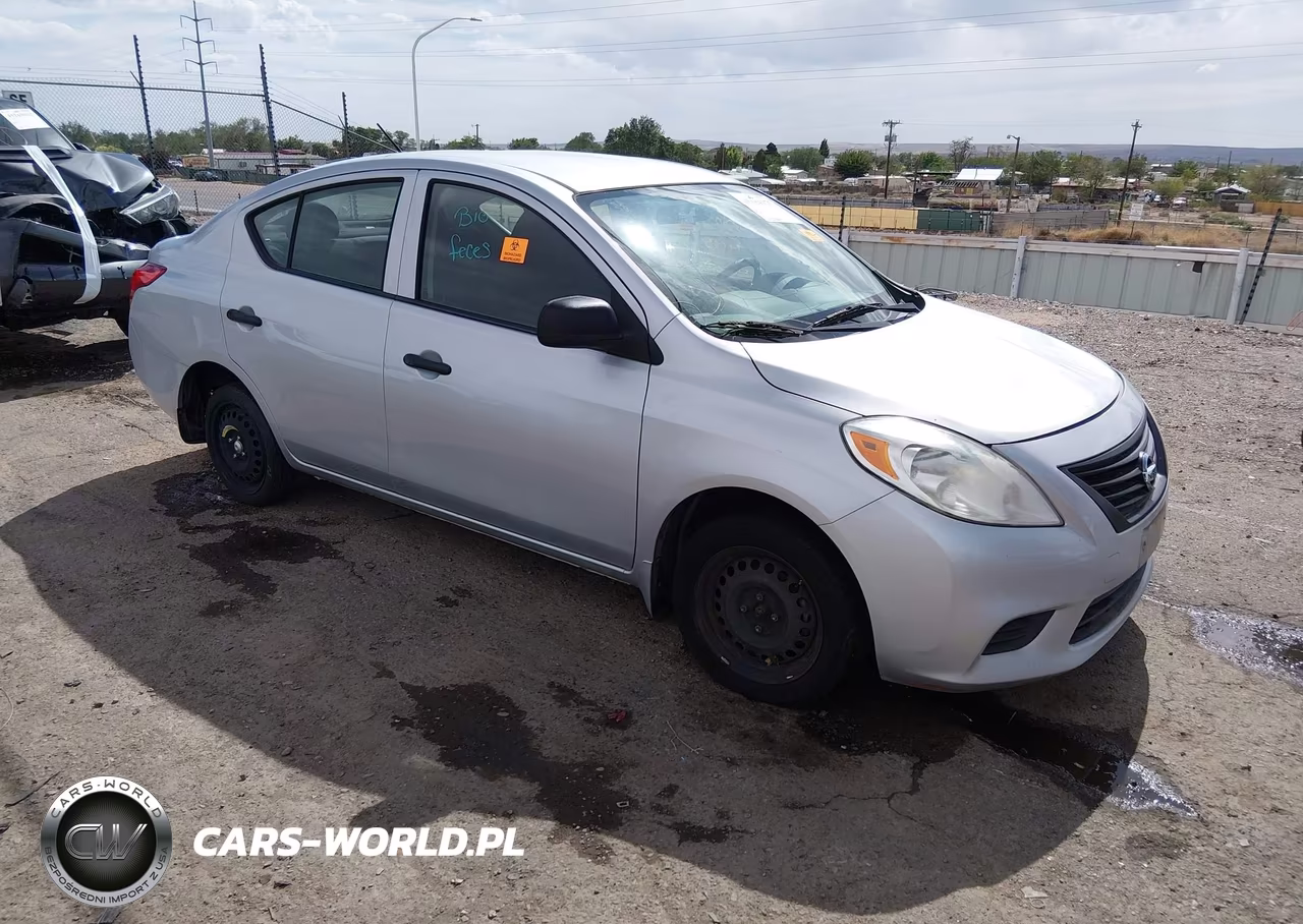 2012 Nissan Versa 1.6 S