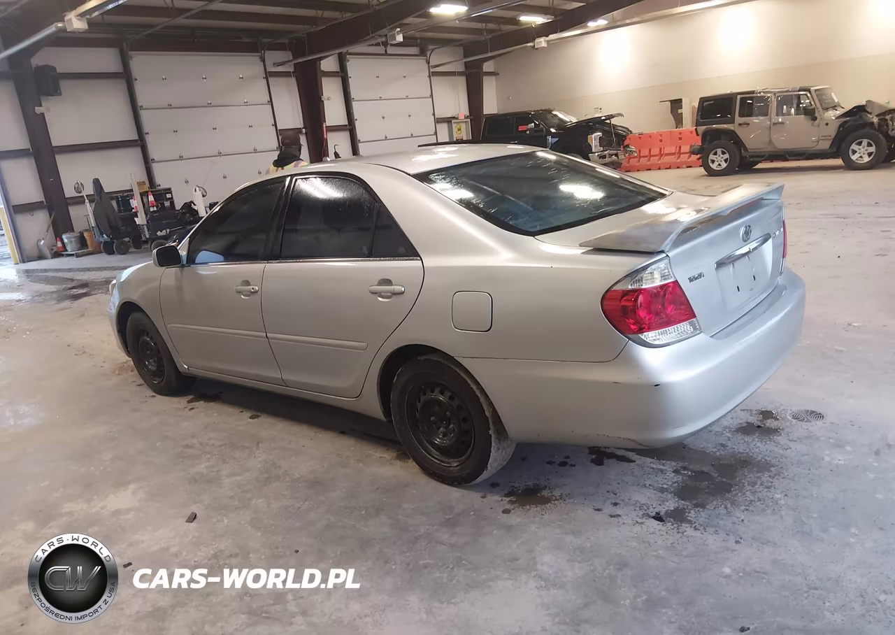 2006 Toyota Camry Le VIN:4T1BE32K56U124370 - 3