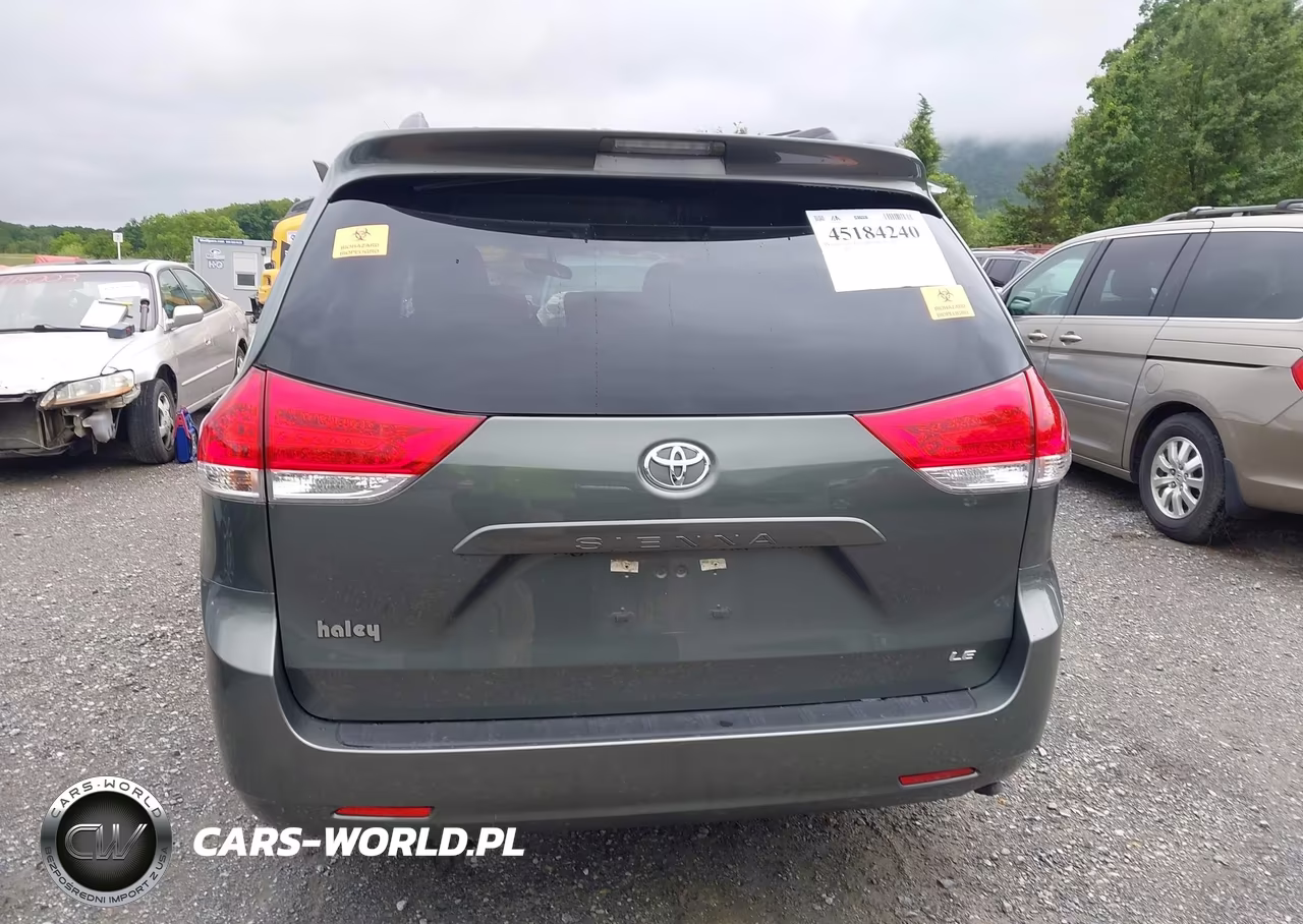 2013 Toyota Sienna Le V6 8 Passenger VIN:5TDKK3DC7DS381017 - 17