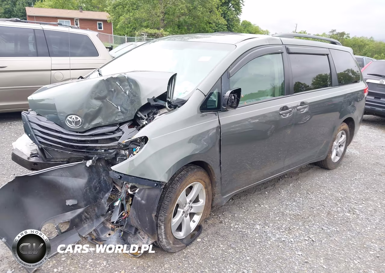 2013 Toyota Sienna Le V6 8 Passenger VIN:5TDKK3DC7DS381017 - 2