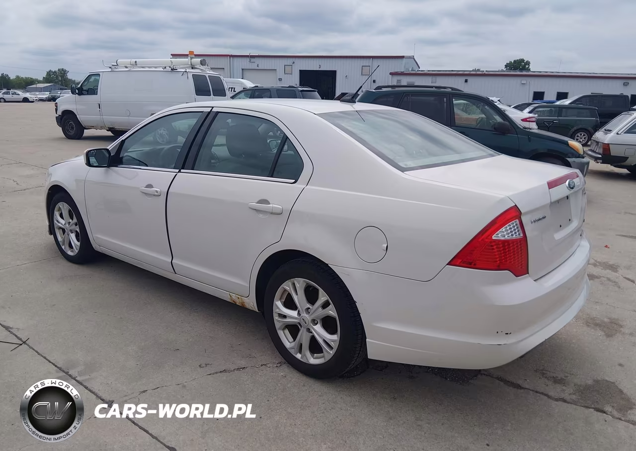 2012 Ford Fusion Se VIN:3FAHP0HG8CR275125 - 3