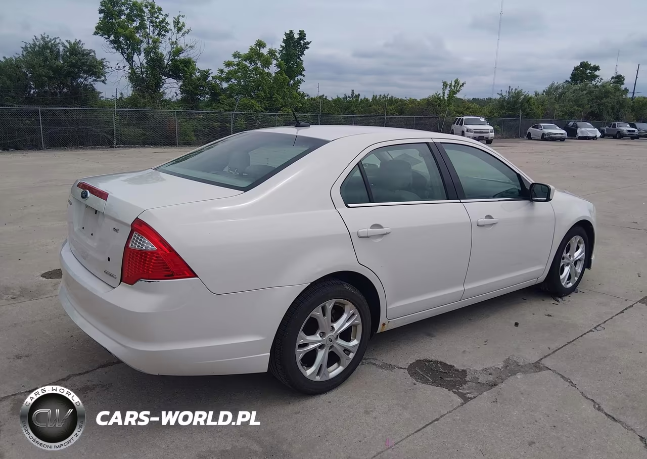 2012 Ford Fusion Se VIN:3FAHP0HG8CR275125 - 4