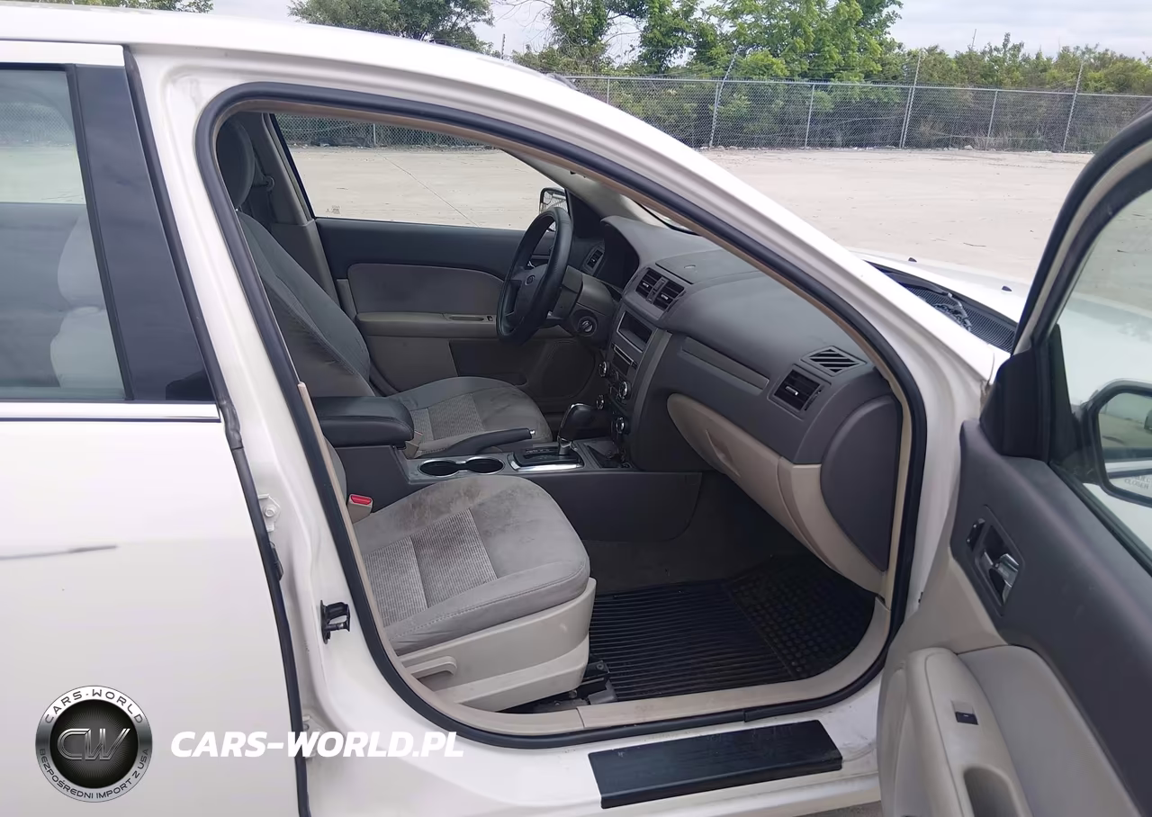 2012 Ford Fusion Se VIN:3FAHP0HG8CR275125 - 5