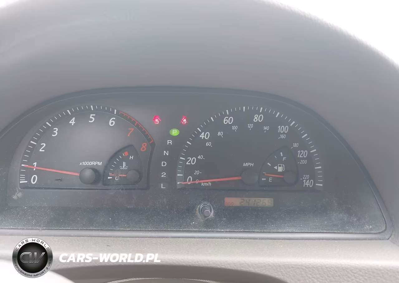 2002 Toyota Camry Le VIN:JTDBE32K720086176 - 7