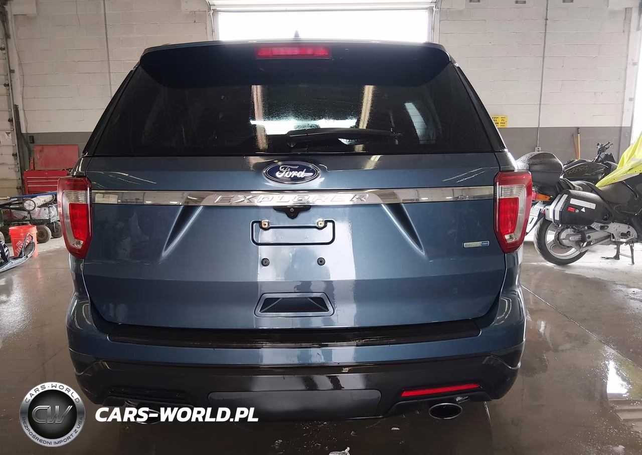 2018 Ford Explorer VIN:1FM5K8BH8JGC45585 - 16