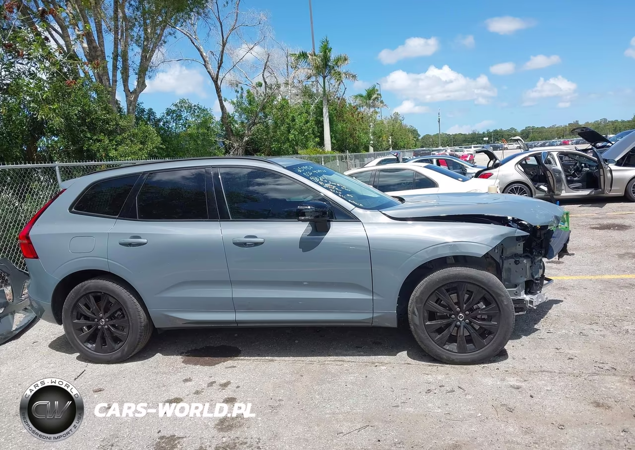 2023 Volvo Xc60 B5 Core VIN:YV4L12DK0P1254956 - 14