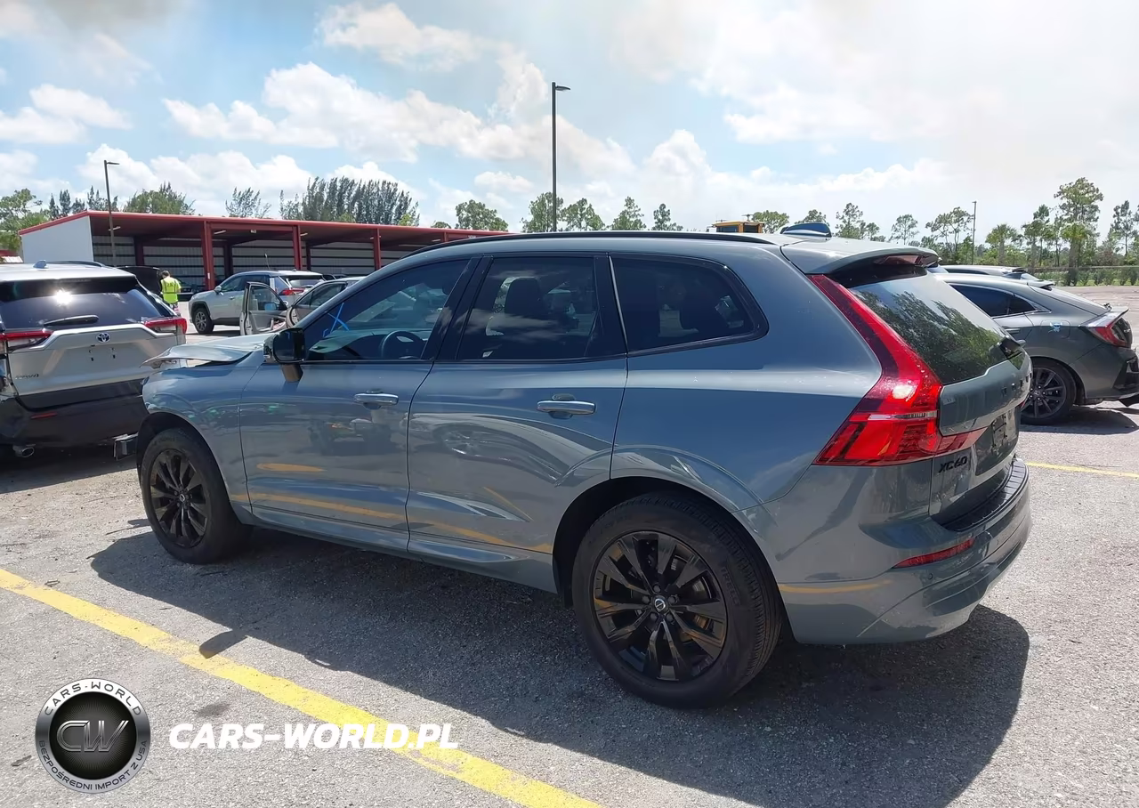 2023 Volvo Xc60 B5 Core VIN:YV4L12DK0P1254956 - 3