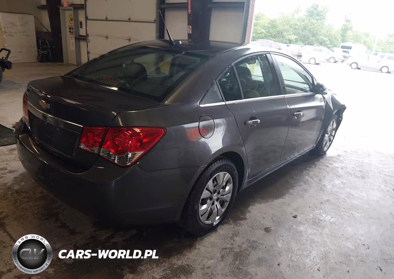 2011 Chevrolet Cruze Ls VIN:1G1PC5SH5B7223403 - 4