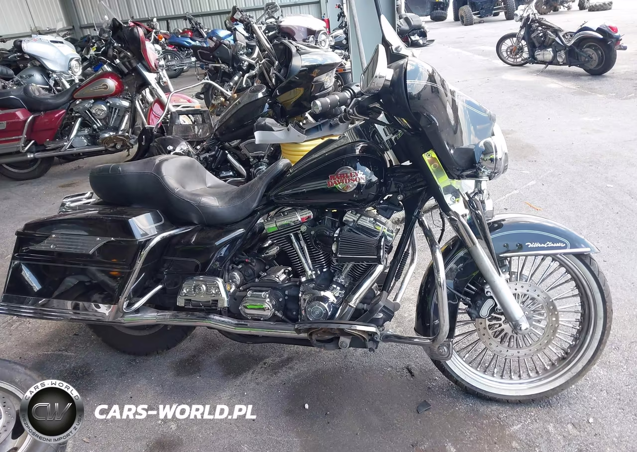 2006 Harley-Davidson Flhtcui VIN:1HD1FCW156Y655025 - 12