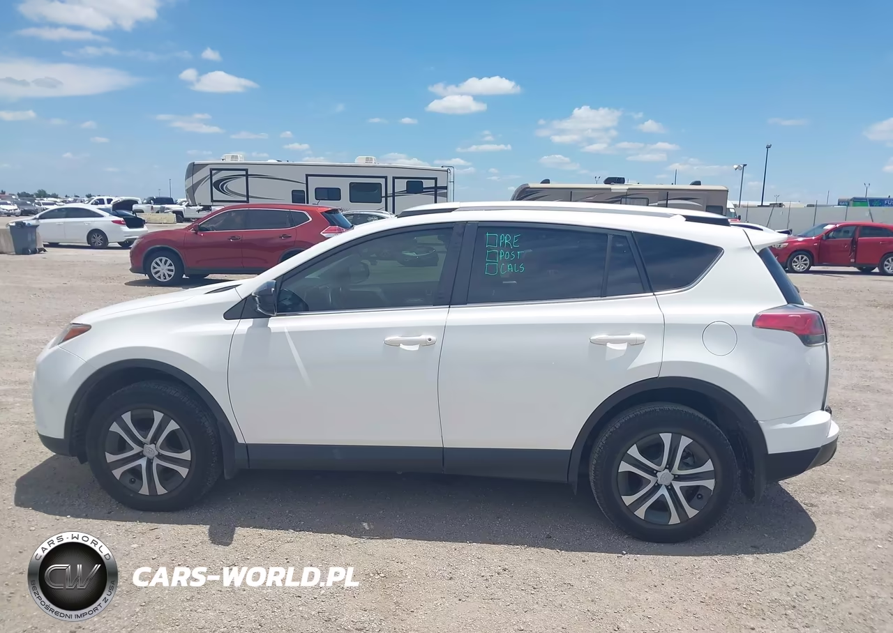 2017 Toyota Rav4 Le VIN:JTMZFREVXHJ108520 - 14