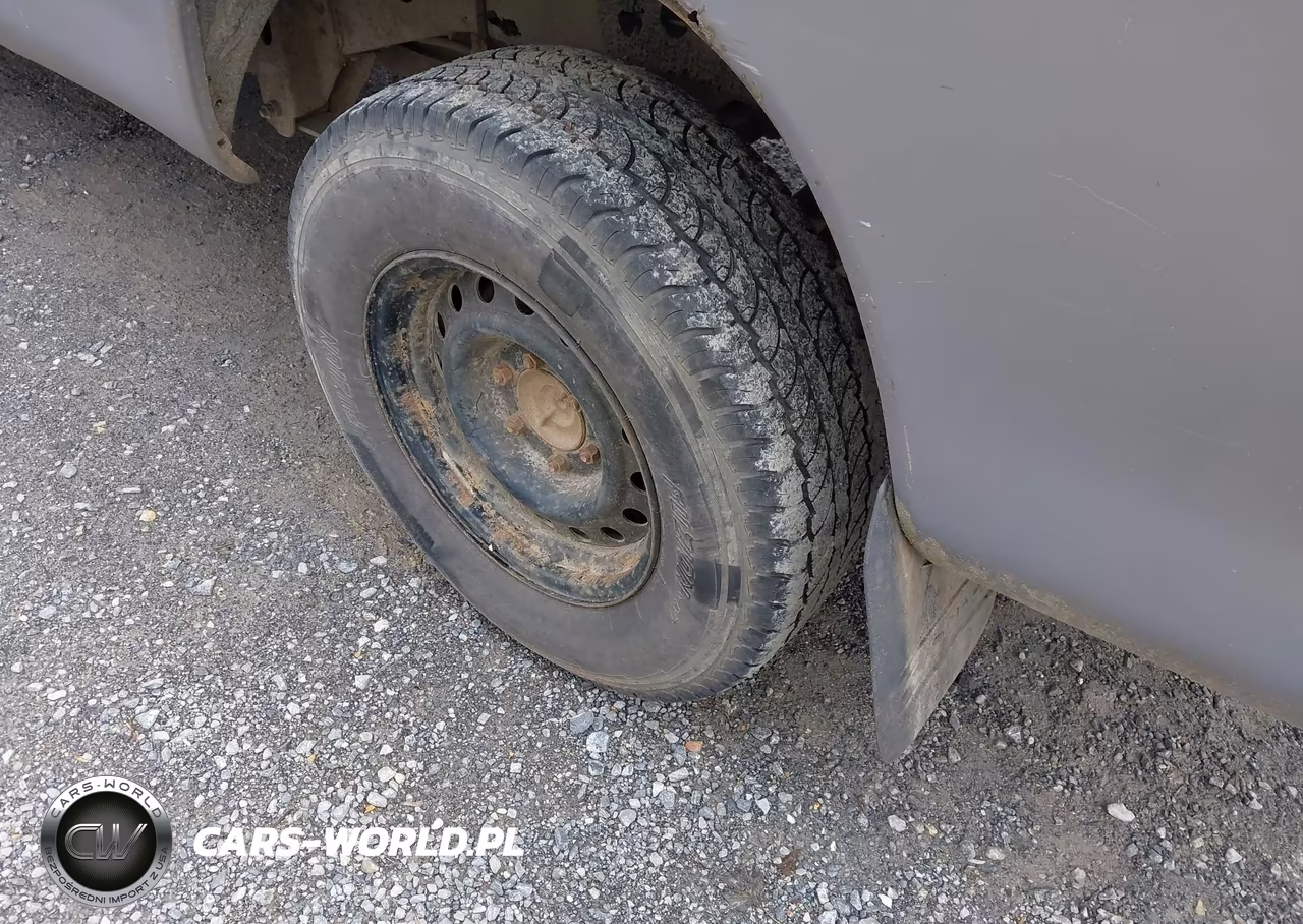 2000 Toyota Tundra VIN:5TBJN3219YS023890 - 12