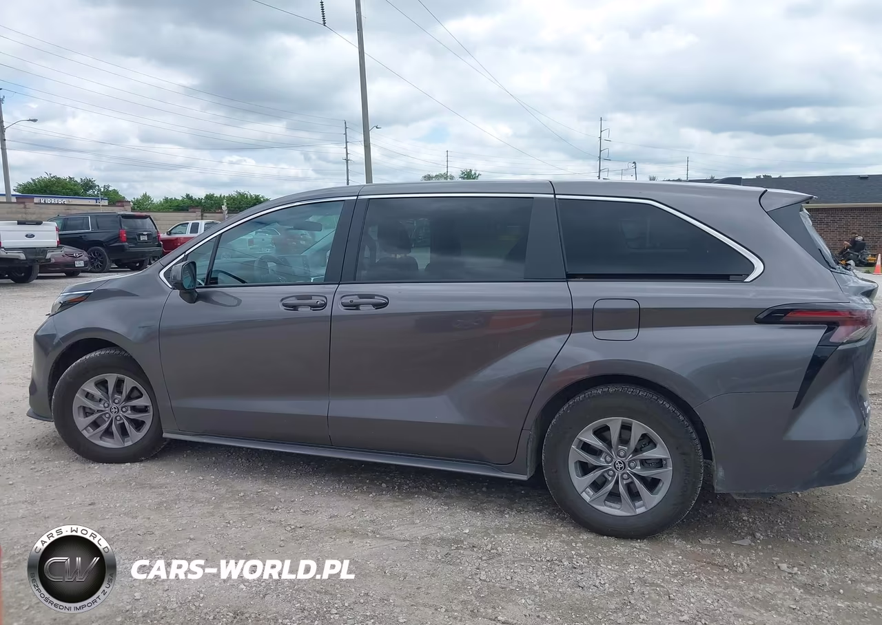 2024 Toyota Sienna Le VIN:5TDKSKFC1RS135014 - 14