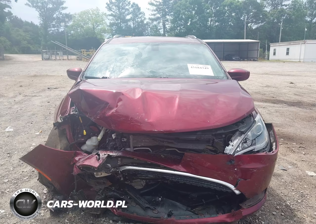 2019 Chrysler Pacifica Touring L VIN:2C4RC1BG9KR597348 - 12