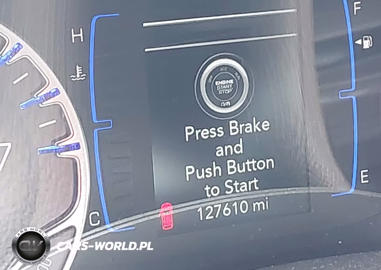 2019 Chrysler Pacifica Touring L VIN:2C4RC1BG9KR597348 - 15