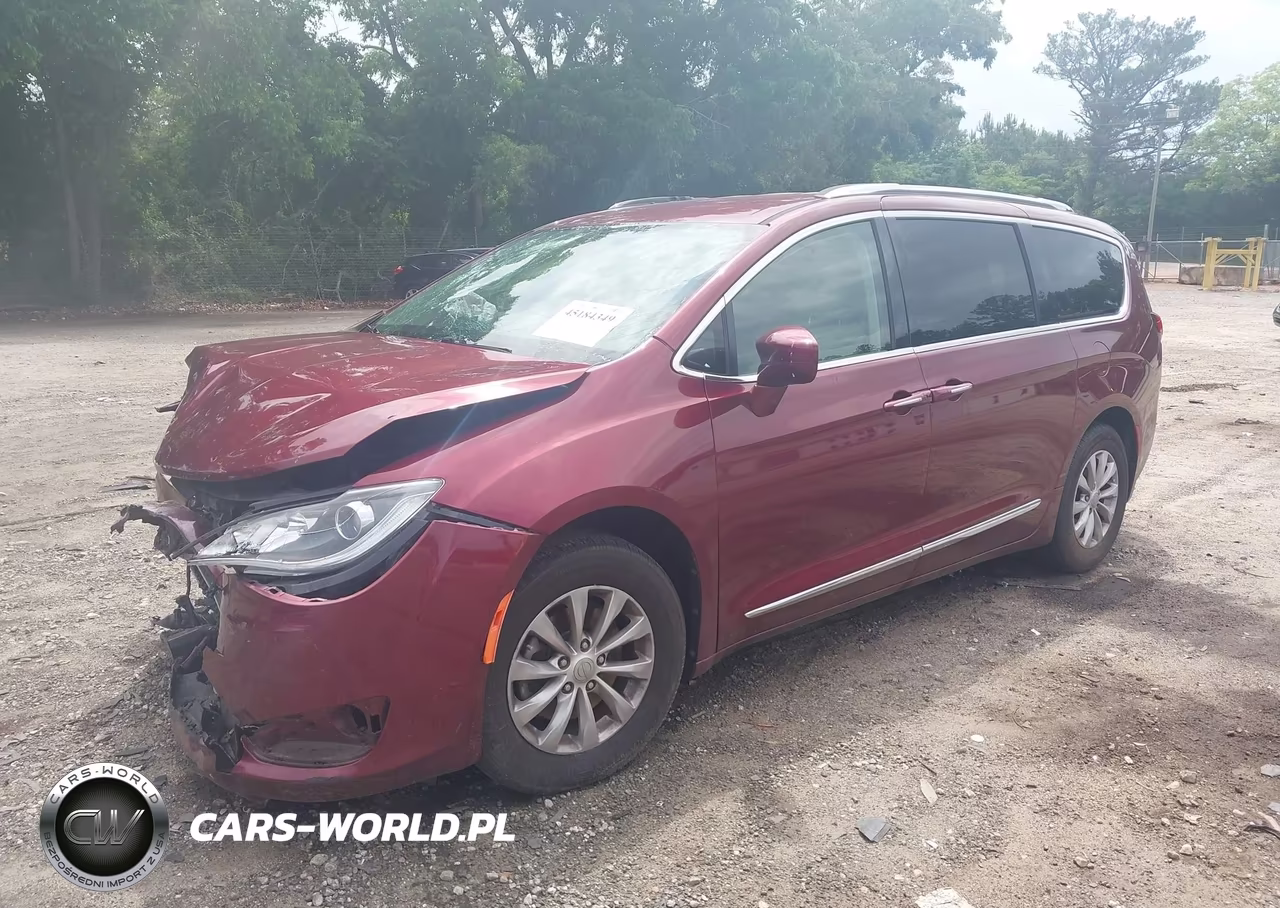 2019 Chrysler Pacifica Touring L VIN:2C4RC1BG9KR597348 - 2