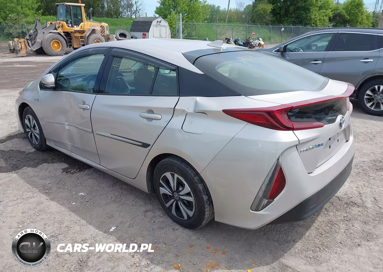 2017 Toyota Prius Prime Plus VIN:JTDKARFP2H3038208 - 3