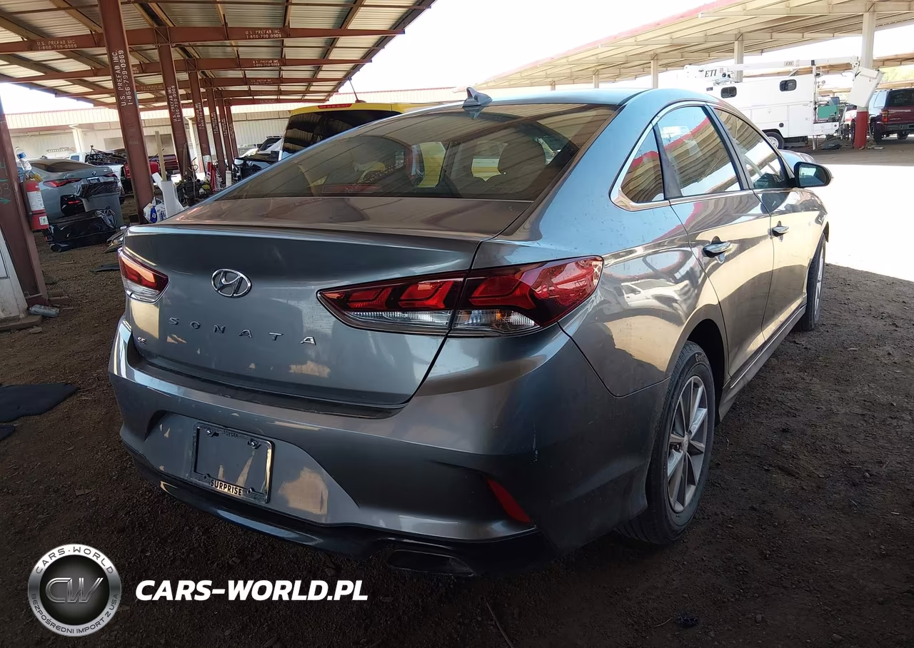 2018 Hyundai Sonata Se VIN:5NPE24AF4JH698319 - 4