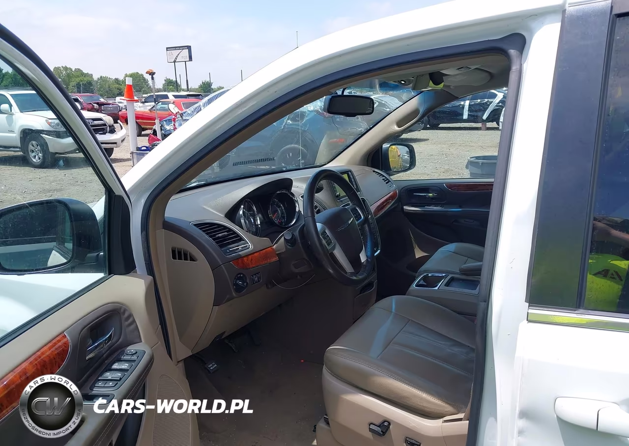 2016 Chrysler Town & Country Touring VIN:2C4RC1BG1GR206233 - 19