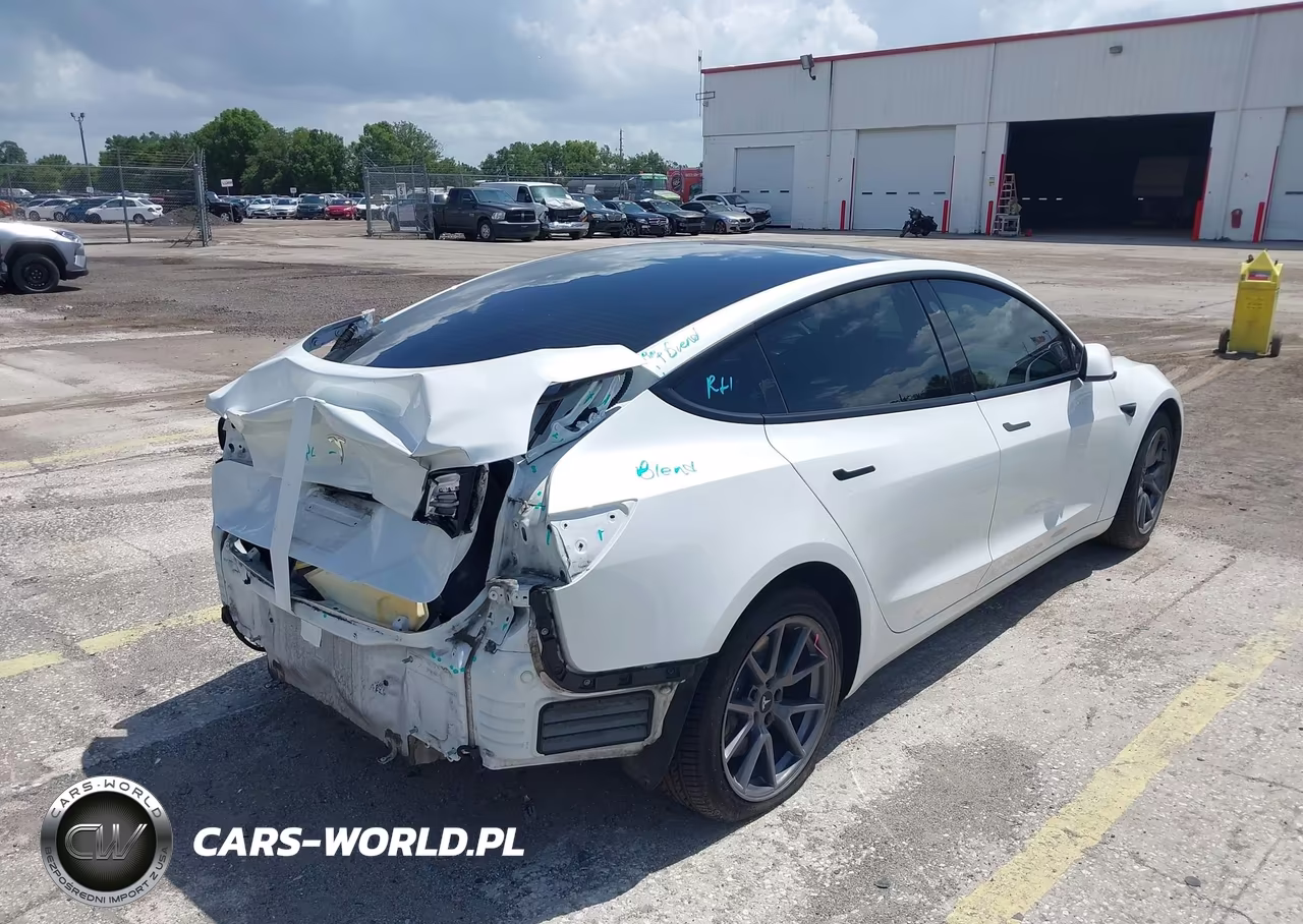 2021 Tesla Model 3 Standard Range Plus Rear-Wheel Drive VIN:5YJ3E1EA5MF977440 - 4
