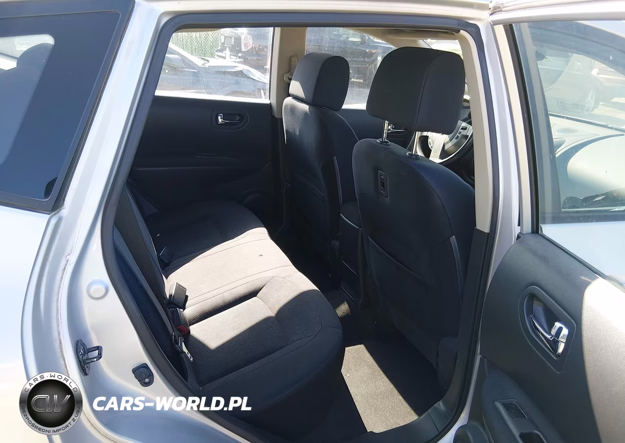 2015 Nissan Rogue Select S VIN:JN8AS5MV0FW261592 - 8