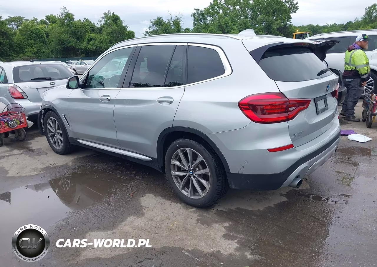 2019 BMW X3 xDrive30I VIN:5UXTR9C52KLD98748 - 3
