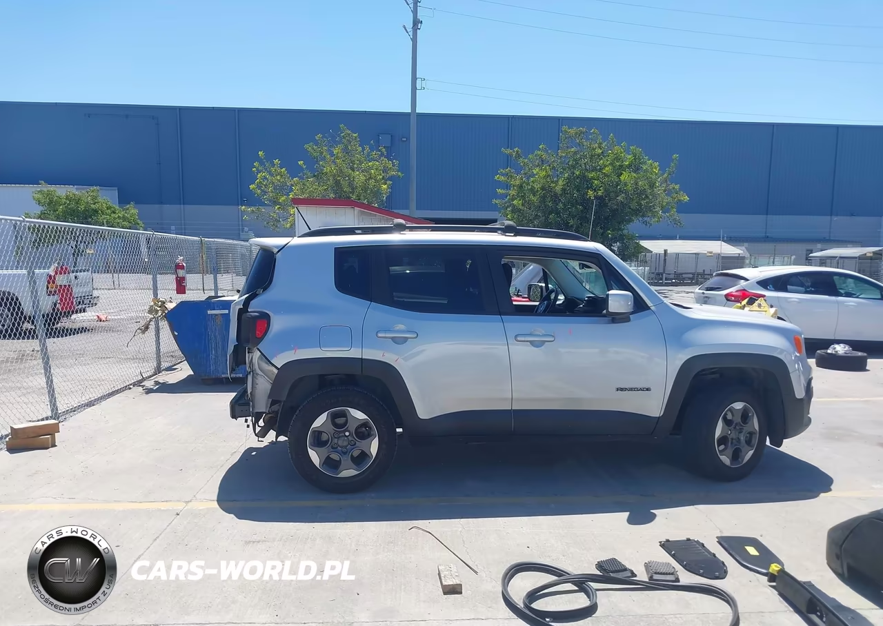 2015 Jeep Renegade Latitude VIN:ZACCJBBH2FPC23040 - 14