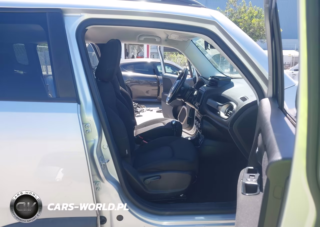 2015 Jeep Renegade Latitude VIN:ZACCJBBH2FPC23040 - 5