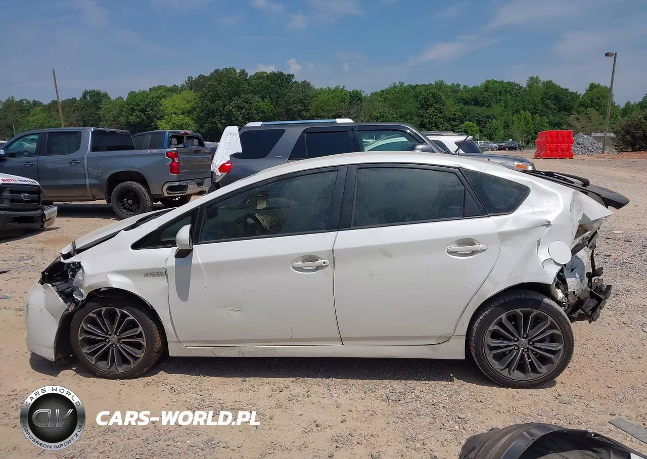 2012 Toyota Prius Two VIN:JTDKN3DU5C5465857 - 13