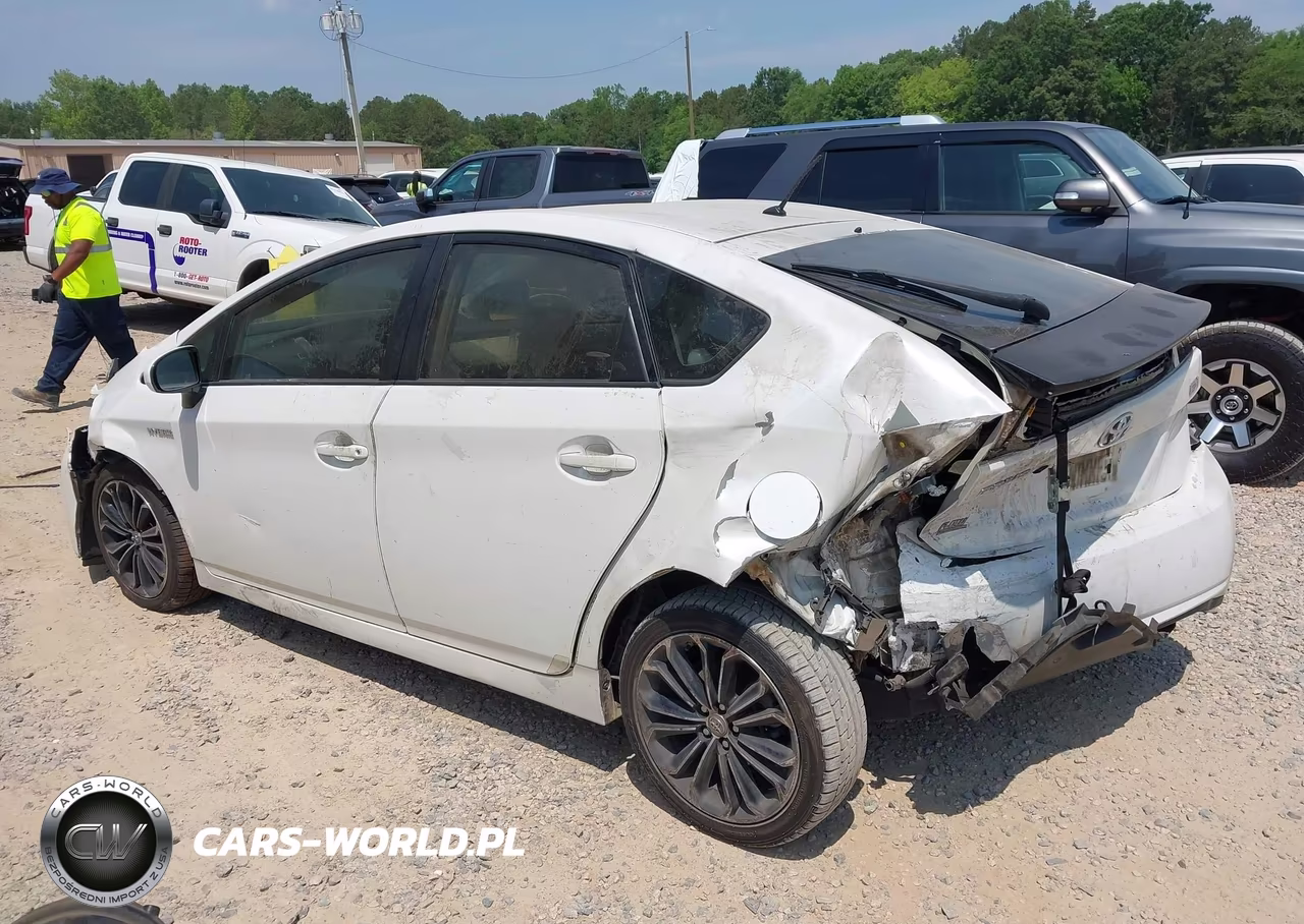 2012 Toyota Prius Two VIN:JTDKN3DU5C5465857 - 3