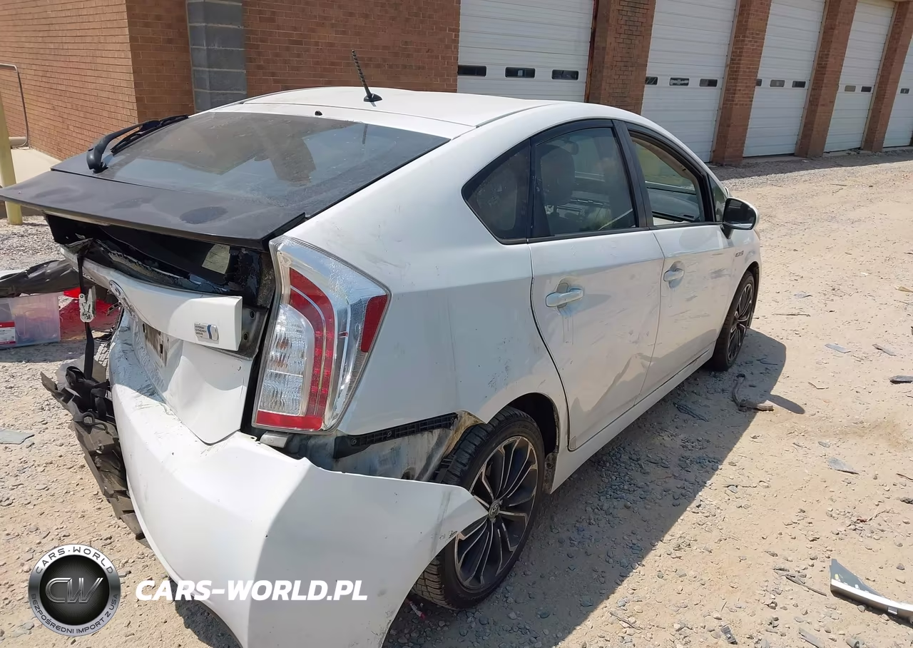 2012 Toyota Prius Two VIN:JTDKN3DU5C5465857 - 4