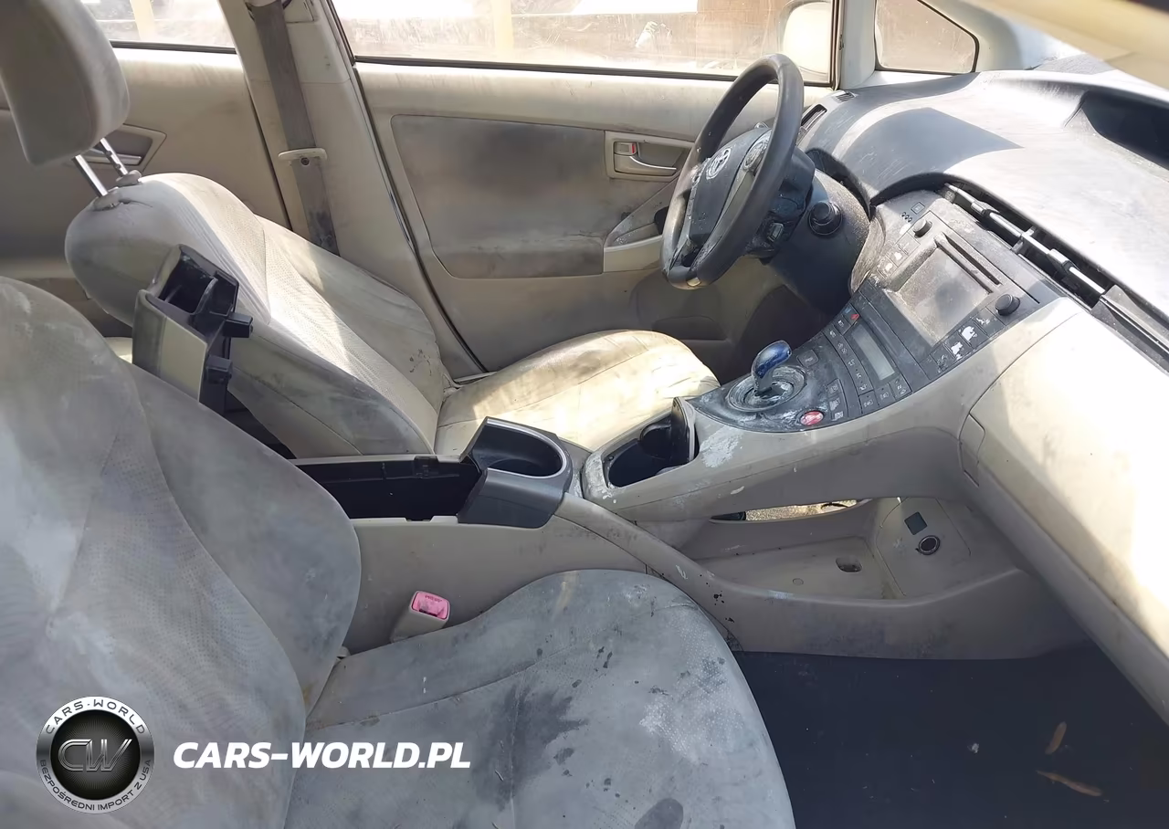 2012 Toyota Prius Two VIN:JTDKN3DU5C5465857 - 5