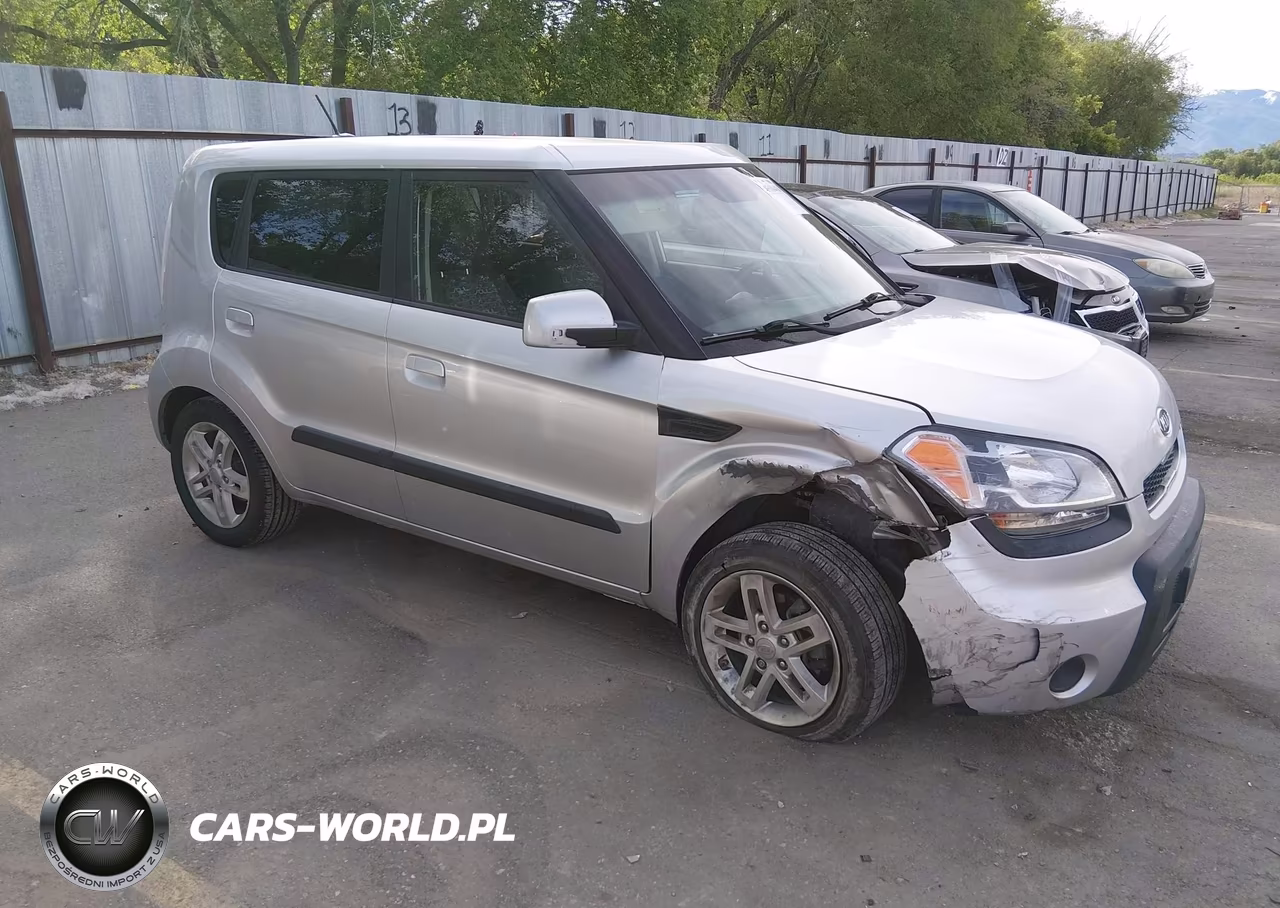 2010 Kia Soul +