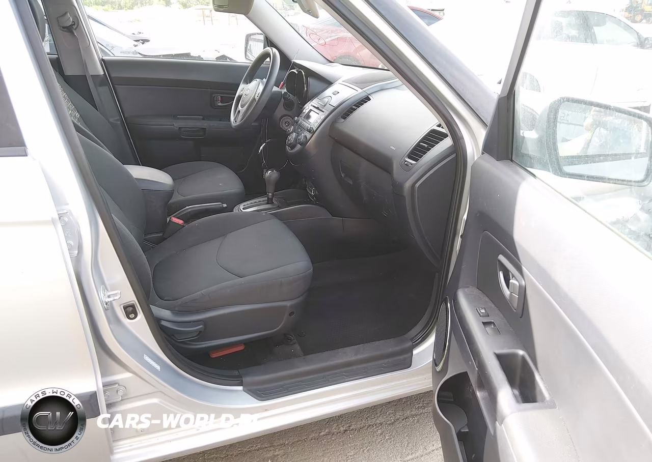 2010 Kia Soul + VIN:KNDJT2A29A7702902 - 5